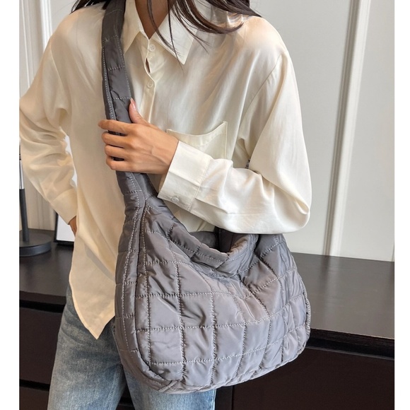 BellanBlue Handbags - Luxe Quilted Puffer Messenger Shoulder Crossbody Travel Bag